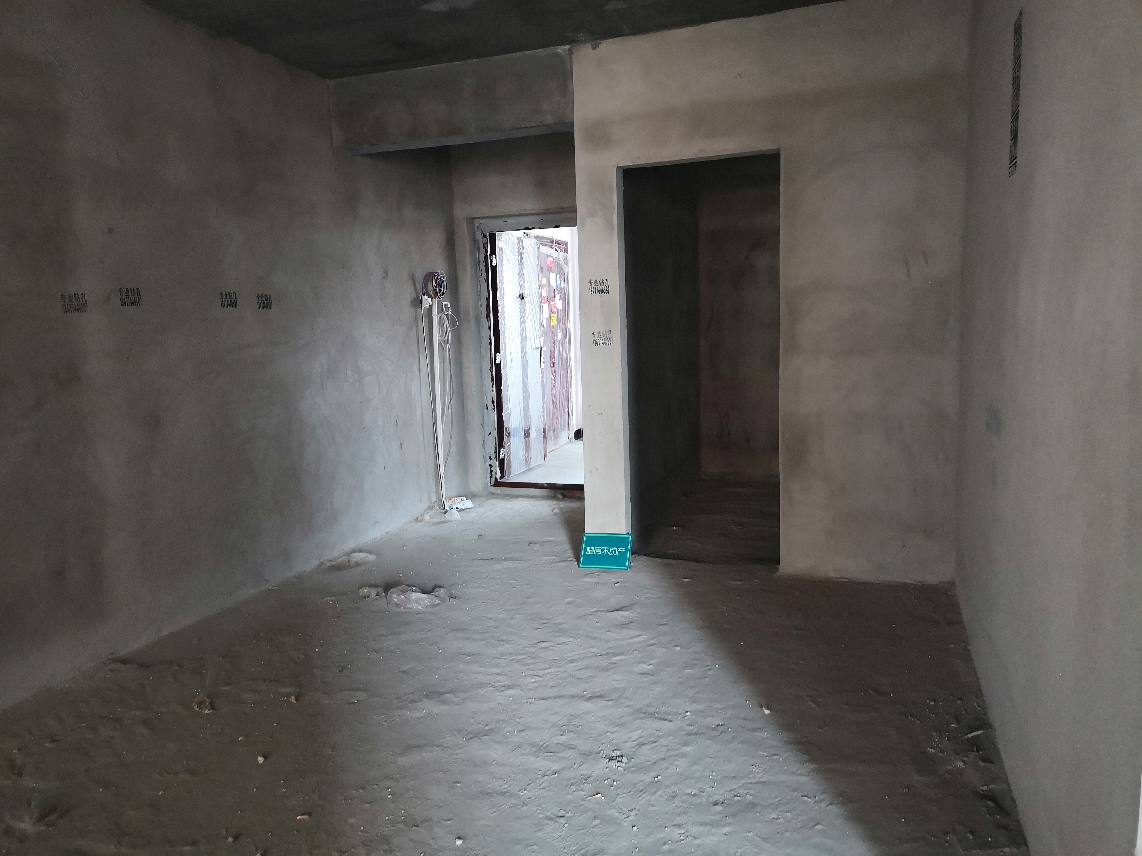 城南沔阳公馆中间楼层三室两卫有钥匙 看房