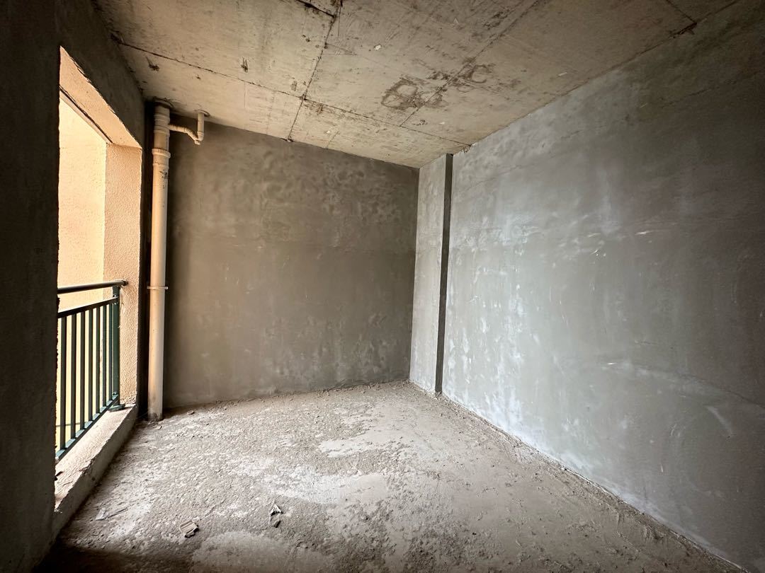 捡漏，仙桃靠南电梯房，111平，28万，电梯好楼层，证件满二