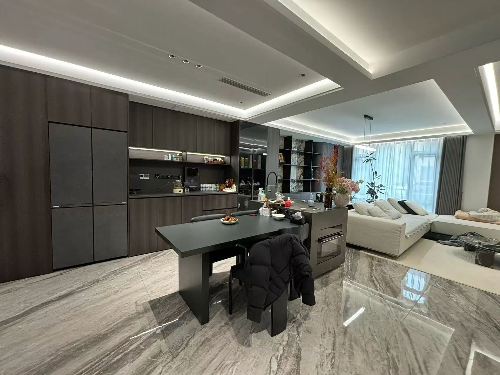 诚心出售，祥生观澜府，联排别墅，9.9成新，豪装，入住3个月，证满二