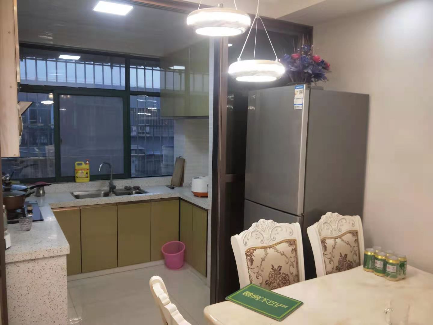 恒迪国际精装二房硬核家具单价低诚心出售