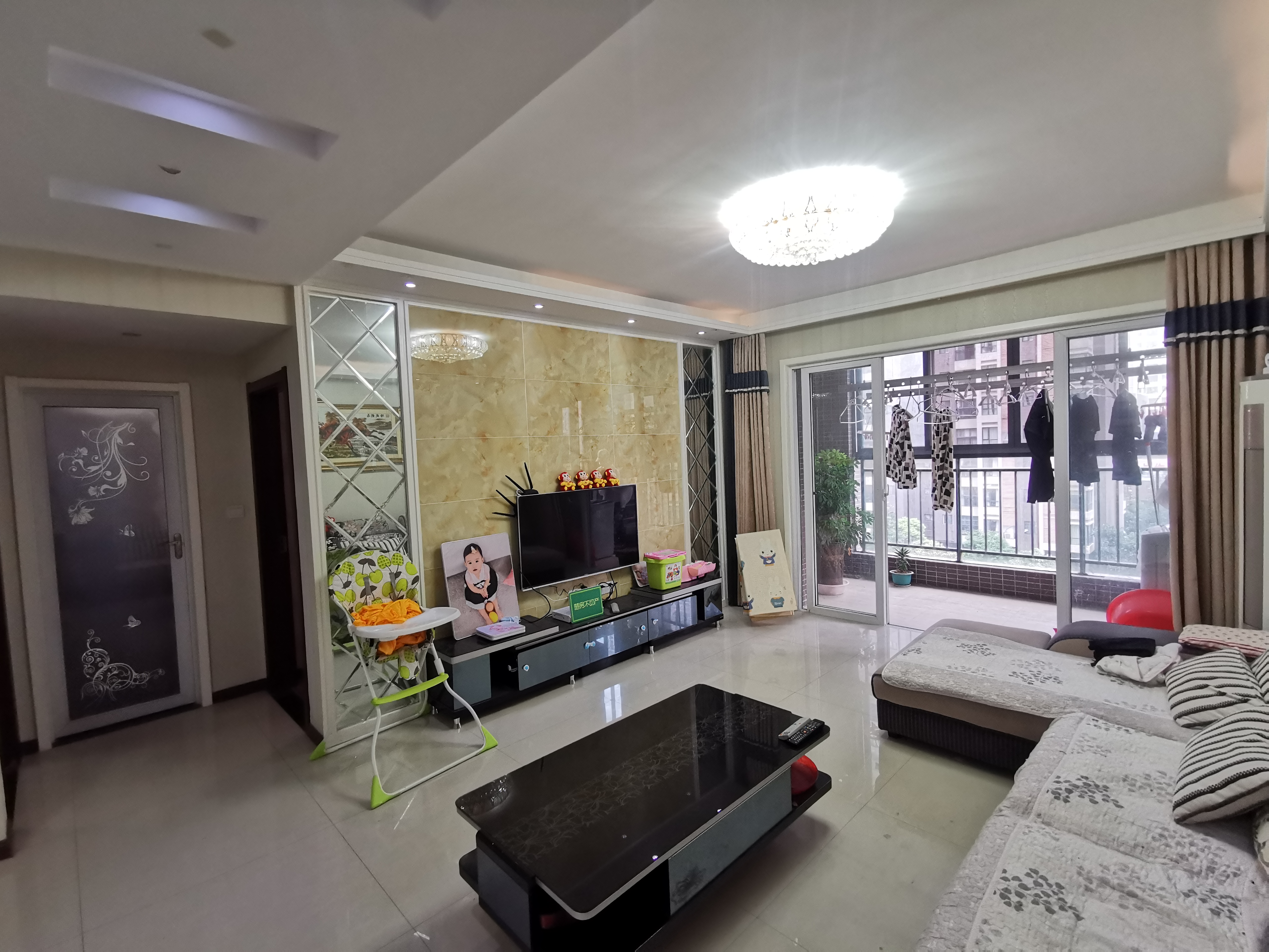 和合国际城精装四房两个入户花园可贷款拎包入住看房方便