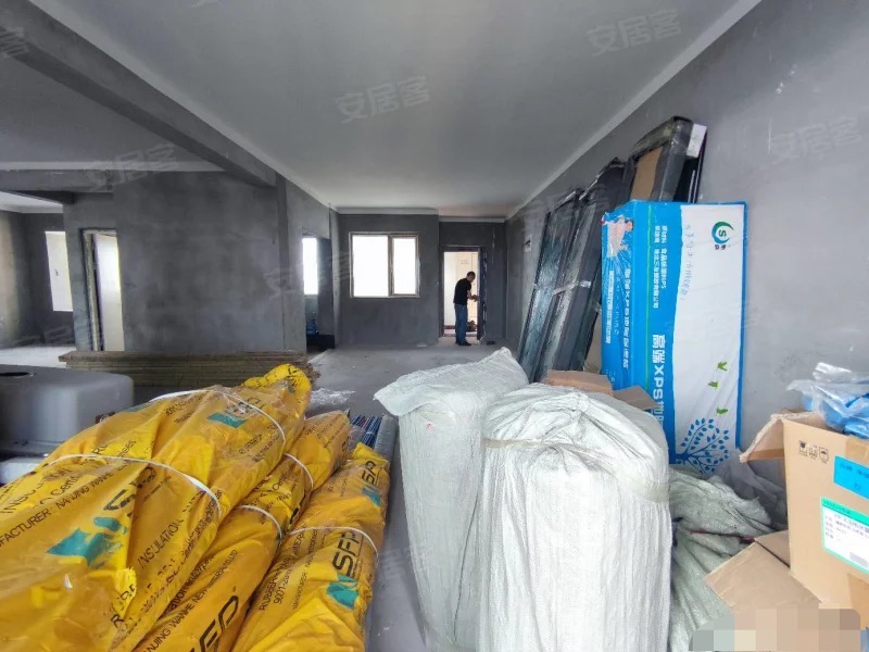 170，房东亏本出售，森林国际北苑。大三房，边户，采光好