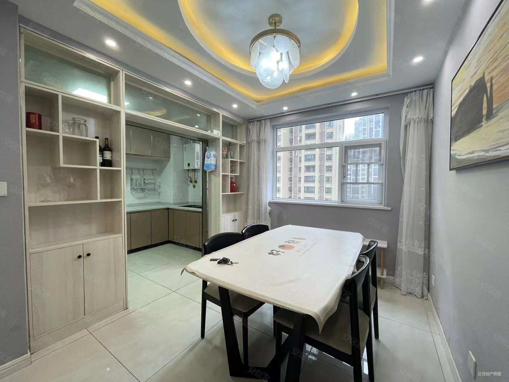 业主急售，和合国际四期，精装四房，9成新，中间楼层，拎包入住