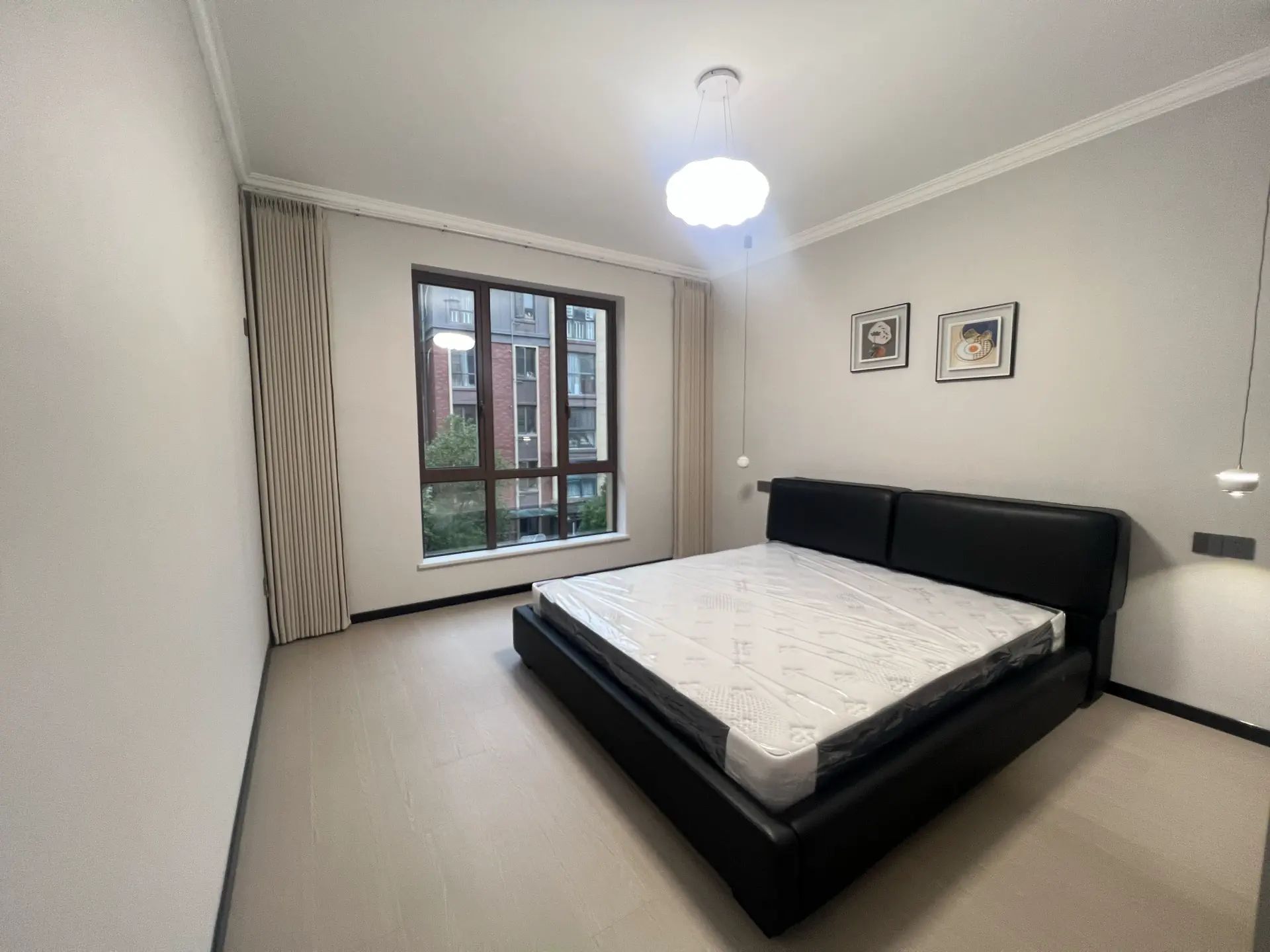 捡漏，绿地香格里拉，电梯小洋房，精装3室2厅2卫，好楼层，证满二