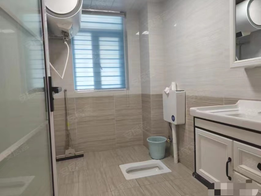 83，降价了，沔阳公馆，精装三房，单价5800，电梯小高层，中间楼层，证满二，捡漏