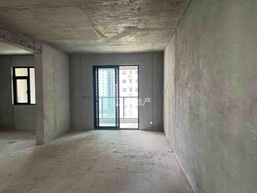 降价了，锦绣江山望府，好楼层，东边户，送车位，双阳台，三开间朝南，视野好