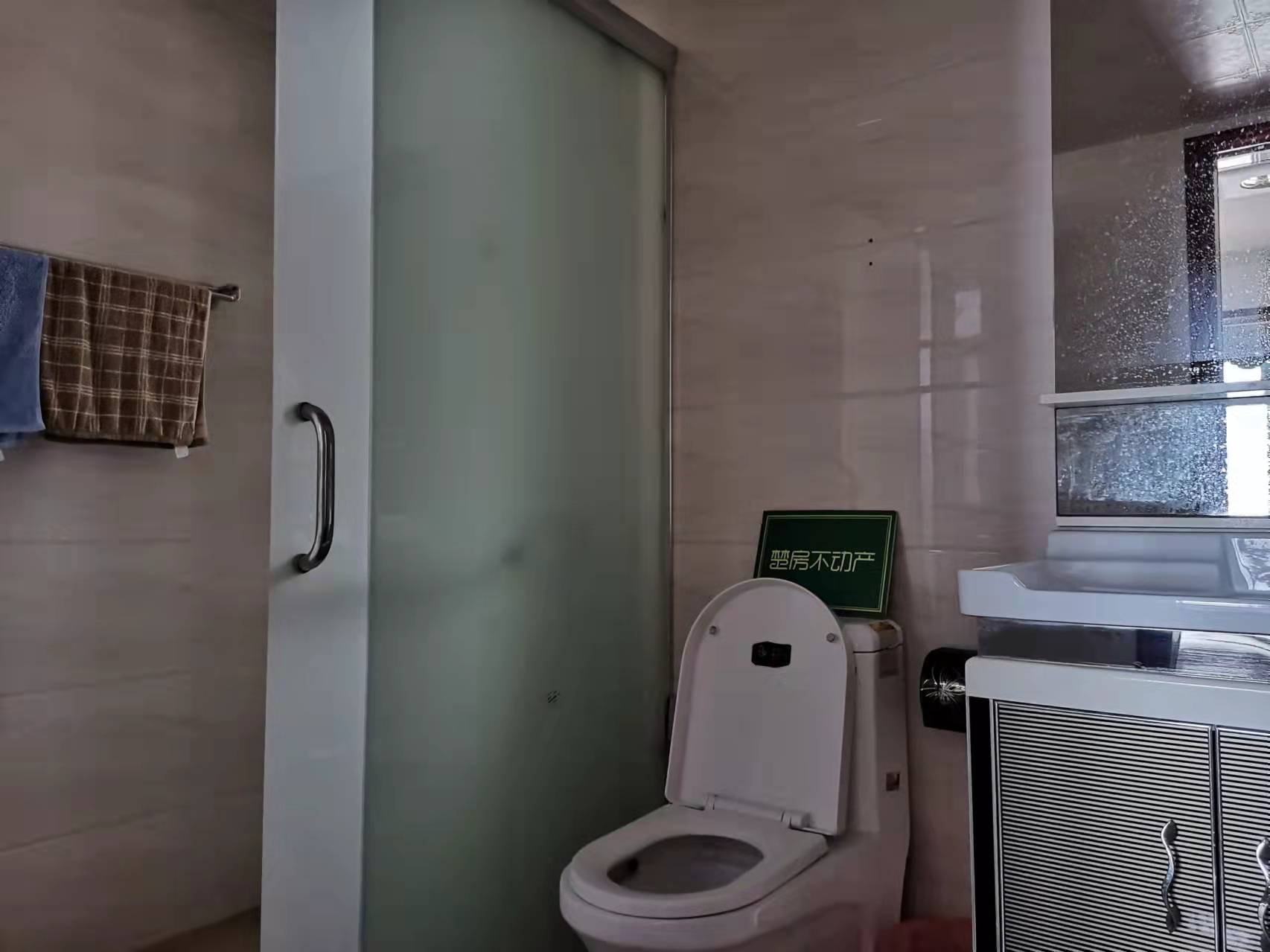 仙桃一中对面翰林公馆精装大五房家电家私全送中高层视野采光好满二