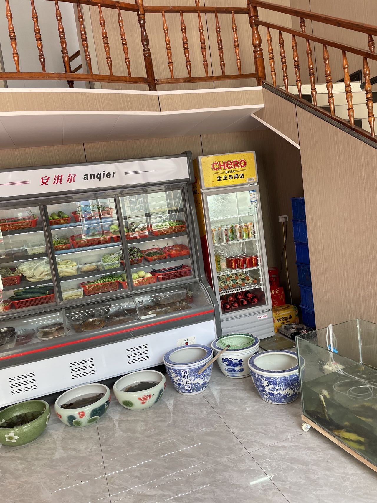 临街门面新装修忍痛转让