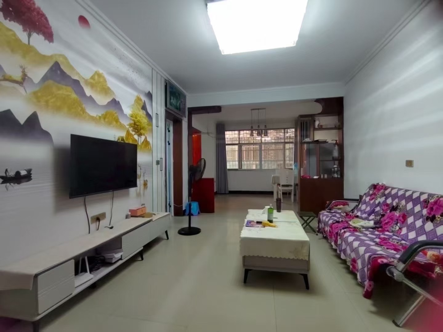 沙嘴菜场旁，步梯好楼层，精装大两房，总价23万，，证件满二