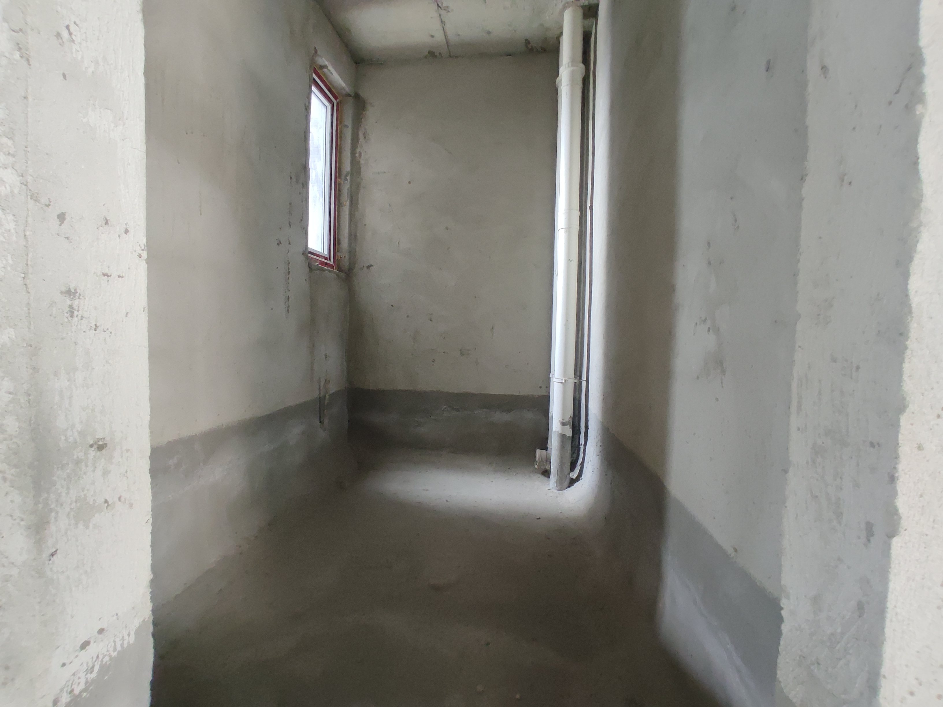 沔阳公馆.毛坯大三房边户.南北通透.小区环境好.看房方便