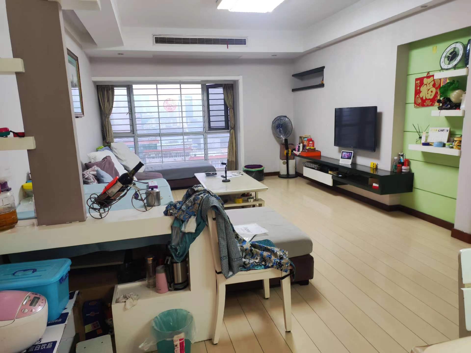 浅水湾.精装三房.证件满二.看房方便