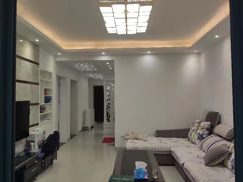 新城一号三期精装三房老证过户费用低看房方便