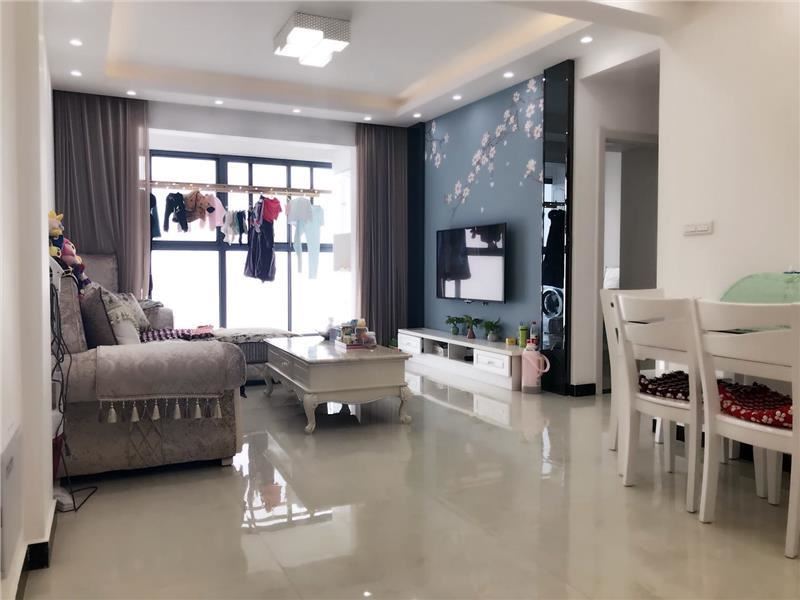 急售 满庭春对面 精装 二房 满二可能满五 可接受按揭看房方便