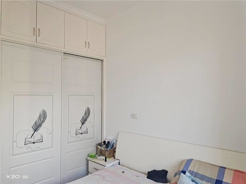 元泰未来城精装三房采光户型好读新三中，拎包入住看房方便