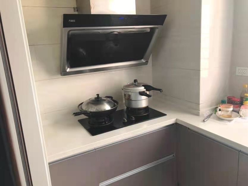 城一号小高层，精装修，拎包入住