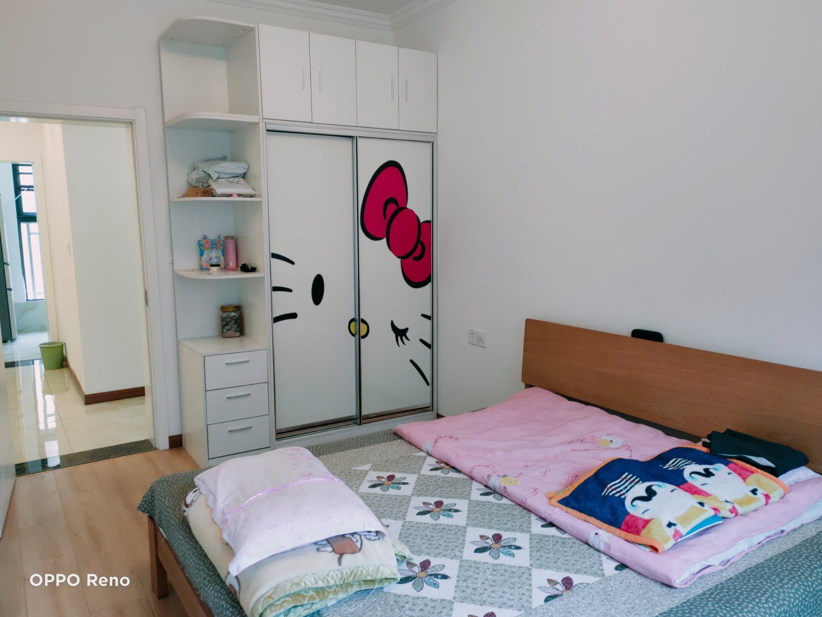 绿地华庭121.8平75万精装修拎包入住