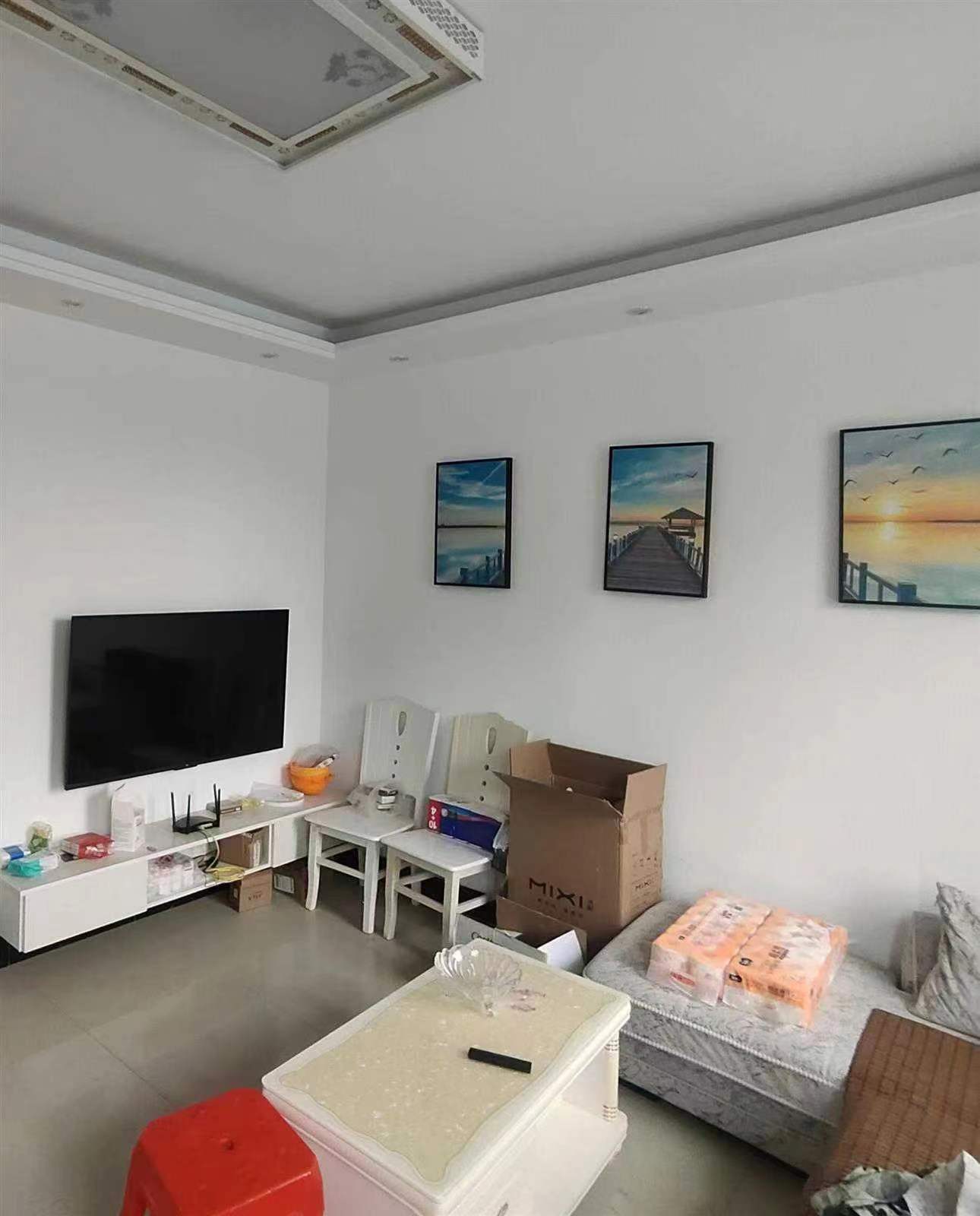 一中花园.精装大两房.证件满二.看房方便