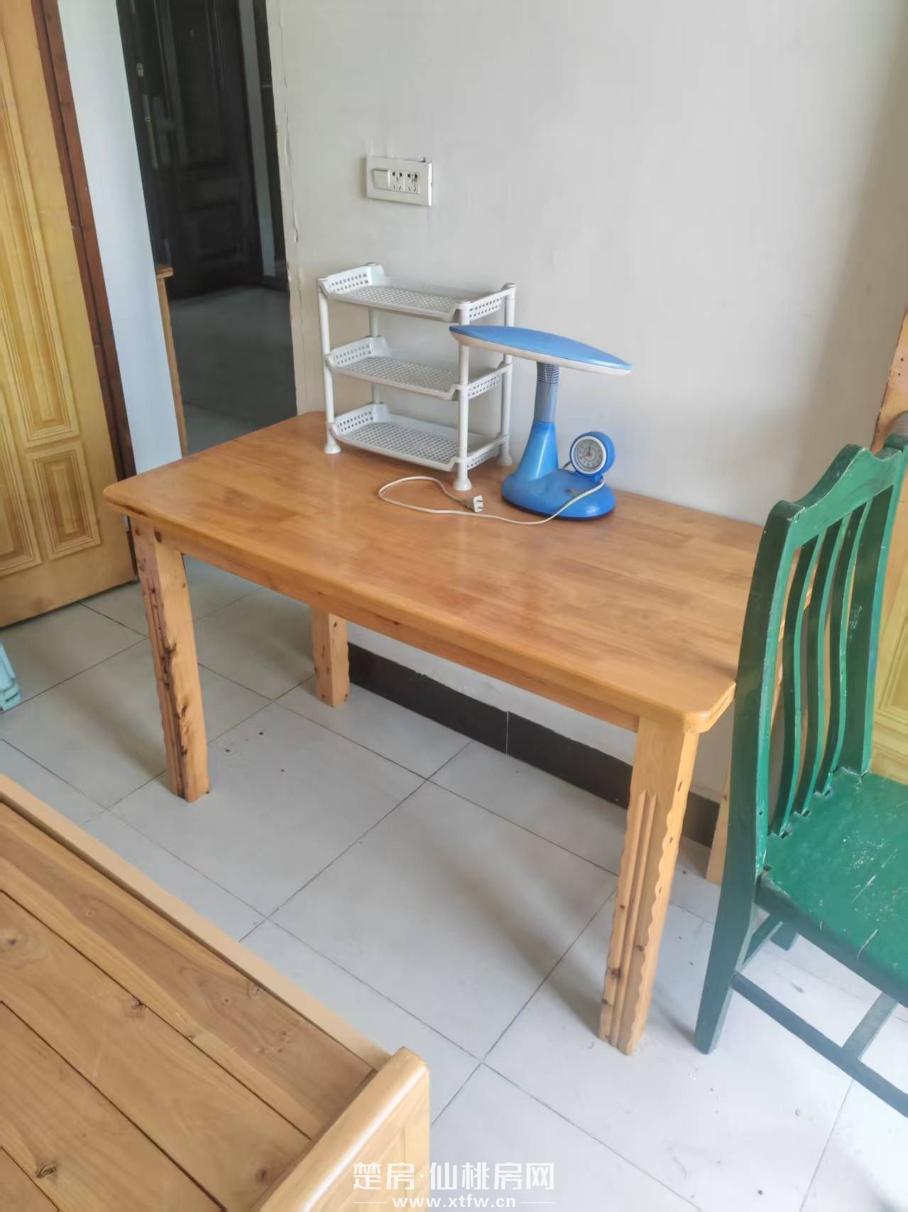 仙桃中学、富迪三友生活广场附近50米，汉江学生公寓