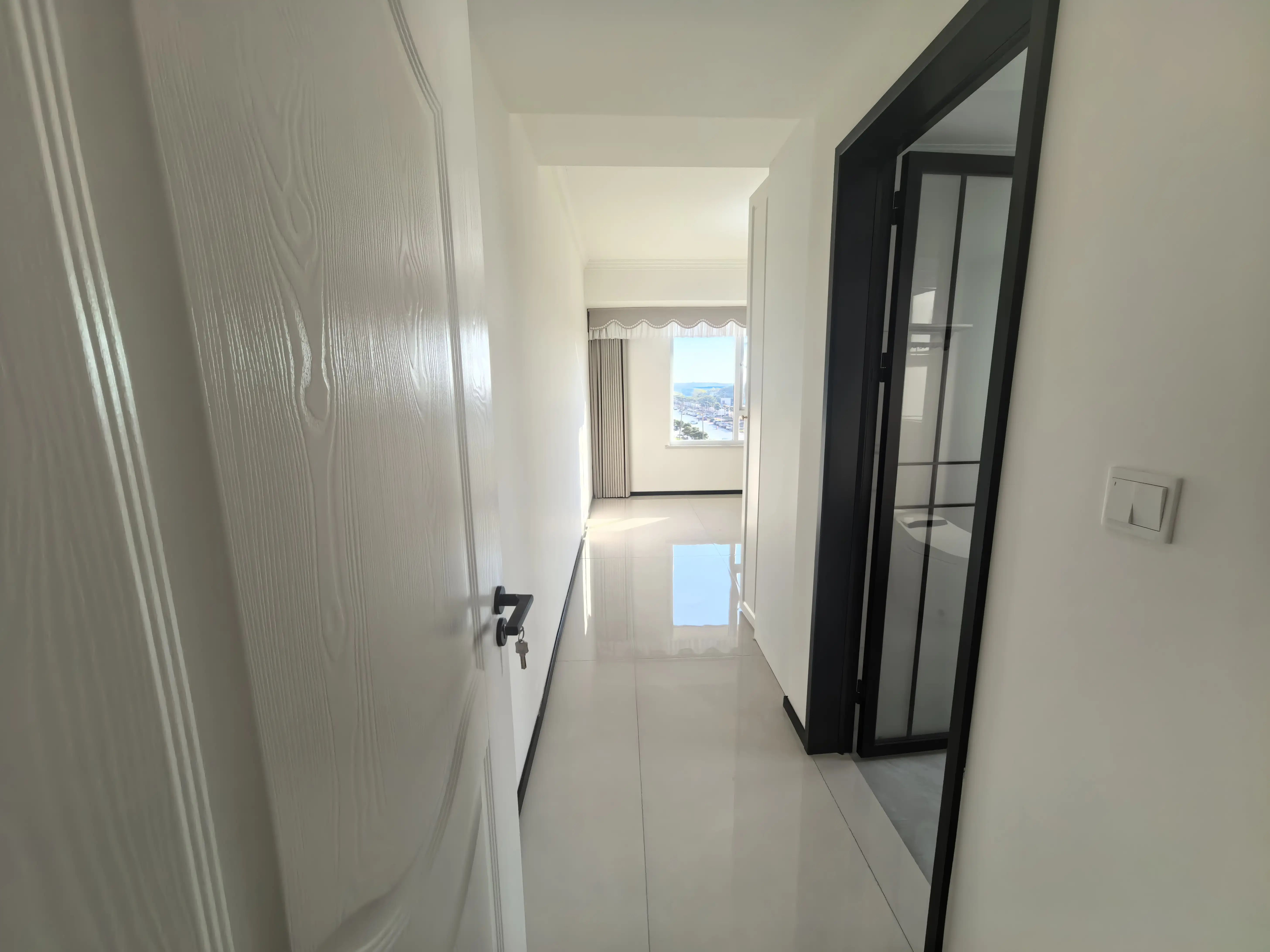 降价了，诚心出售，满庭春，精装三房，南北通透双阳台，边户，法式风格，价格好谈