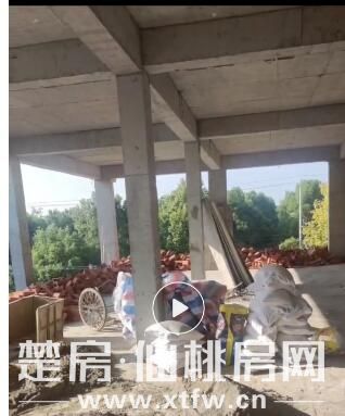 三伏潭镇区318国道现浇3层大门面厂房出售有《国有土地证》可过户