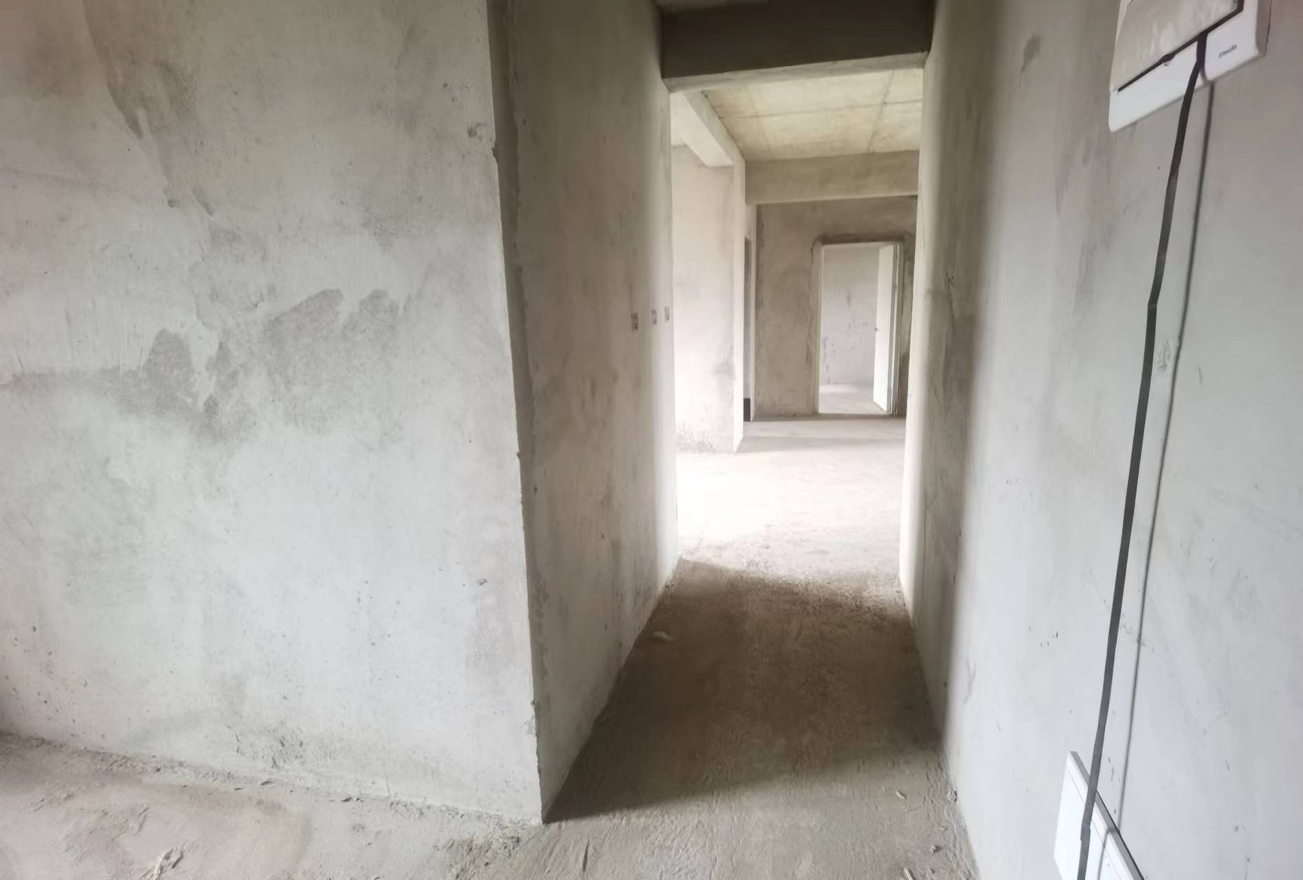 南国明珠四房136平好楼层急售