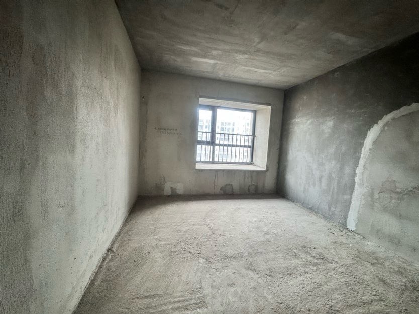 捡漏，御湖世家，单价3680，送车位，证件满二，好楼层