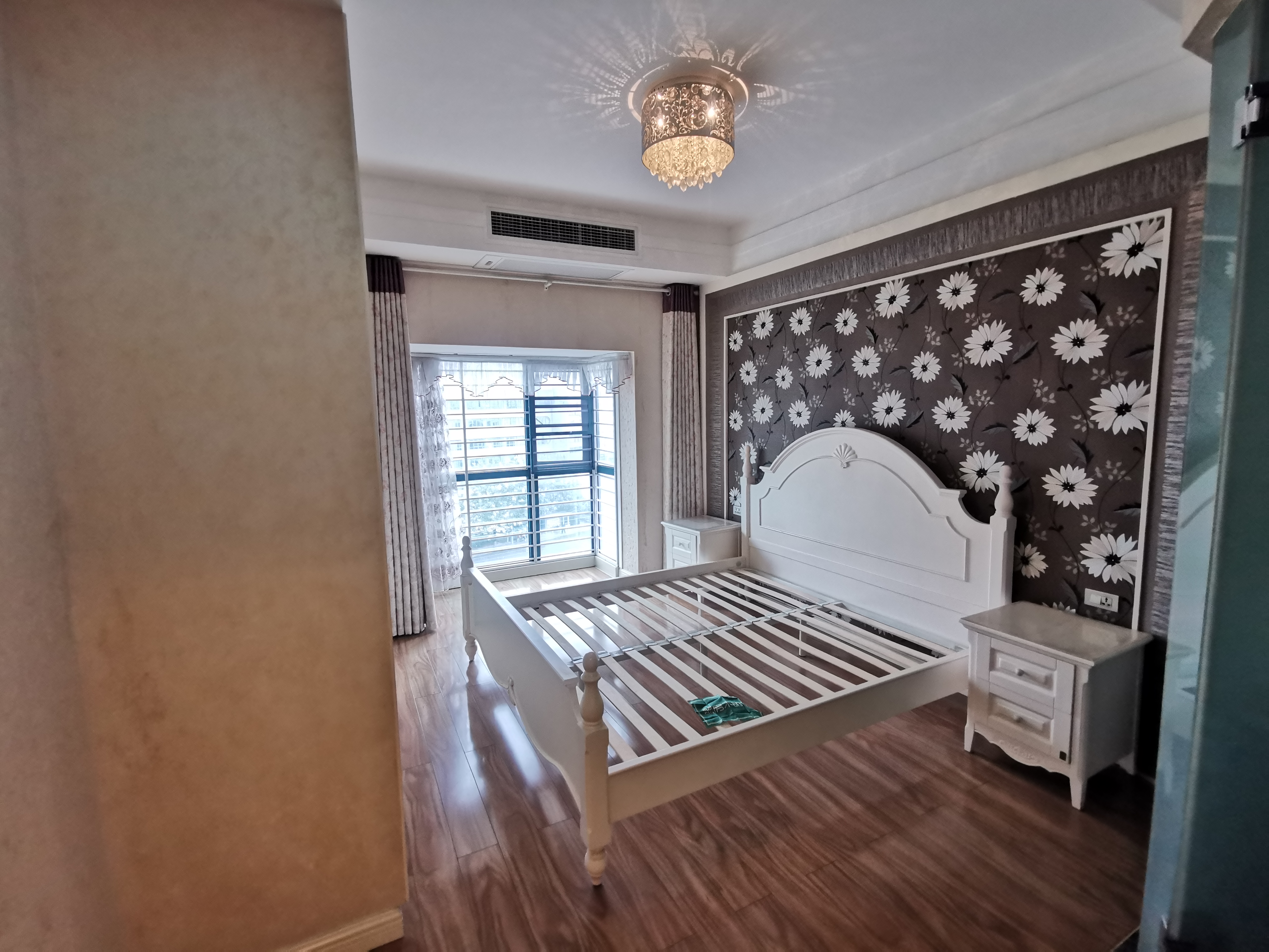 时代广场精装三房好楼层南北通透看房方便