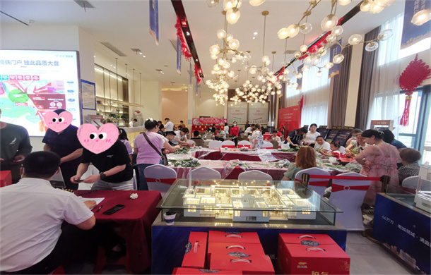 包粽子 手作龙舟 交投·满庭春上演浓情端午