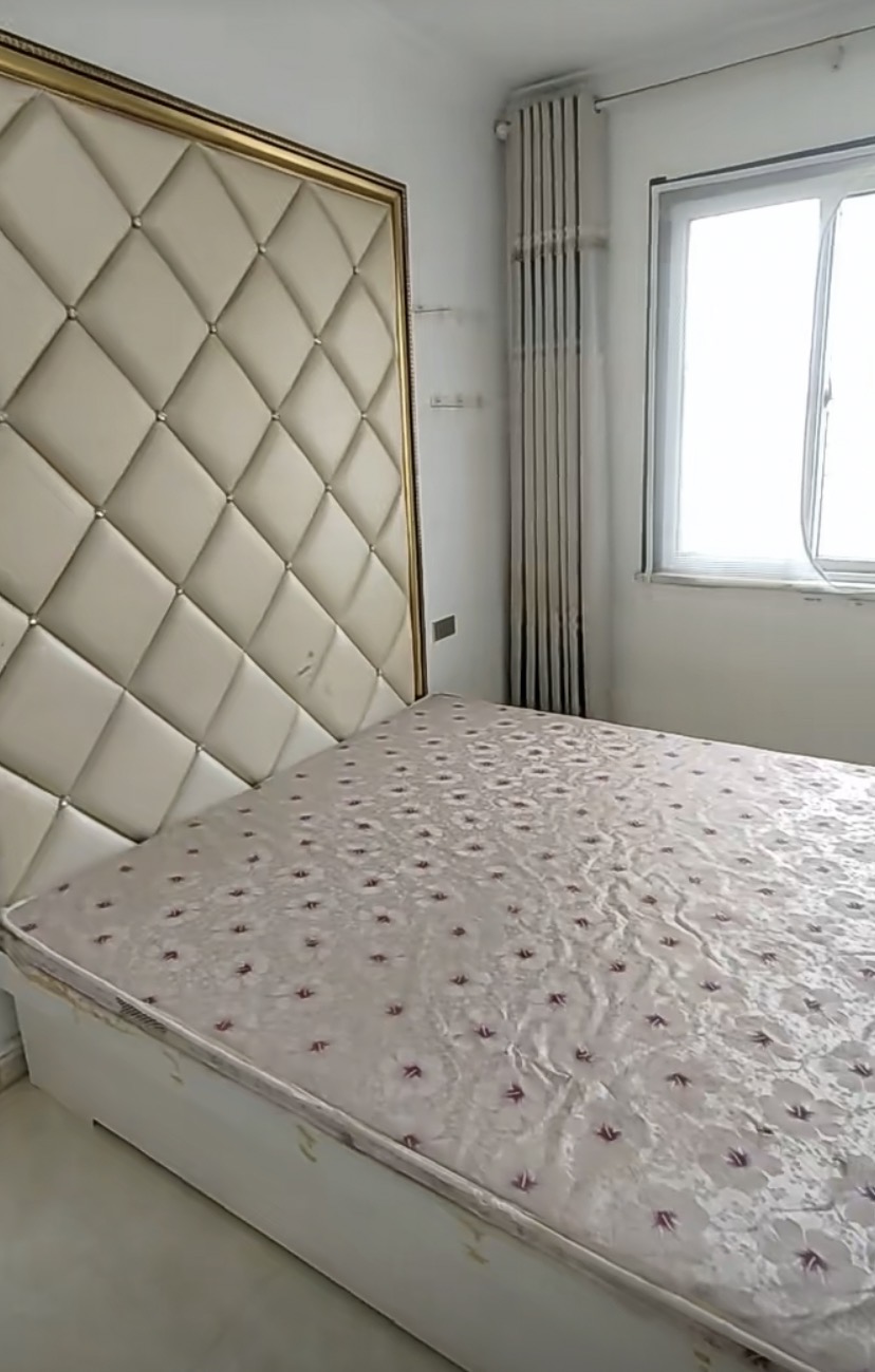 405，一中对面，翰林公馆，电梯16楼，边户，精装三房二卫，老证