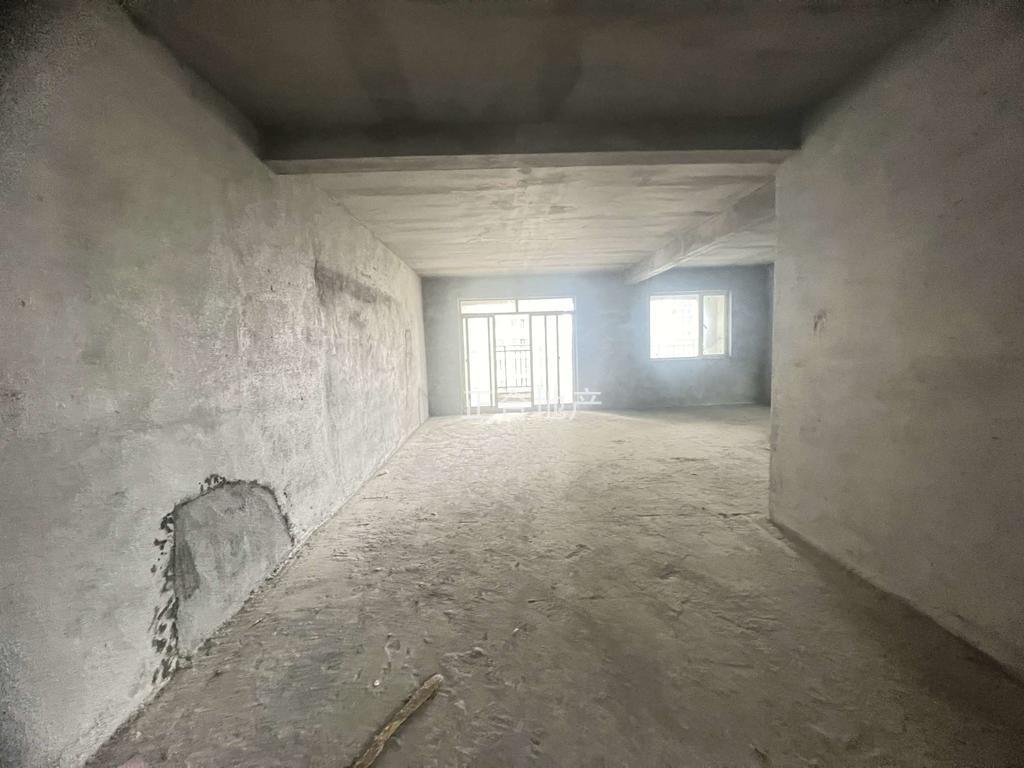 城南，新城名都，电梯9楼，边户，证满二，单价6500，采光视野好