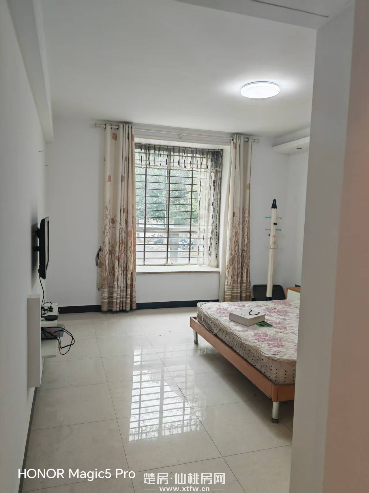 仙桃一中花园优质住房重新简装家电齐全