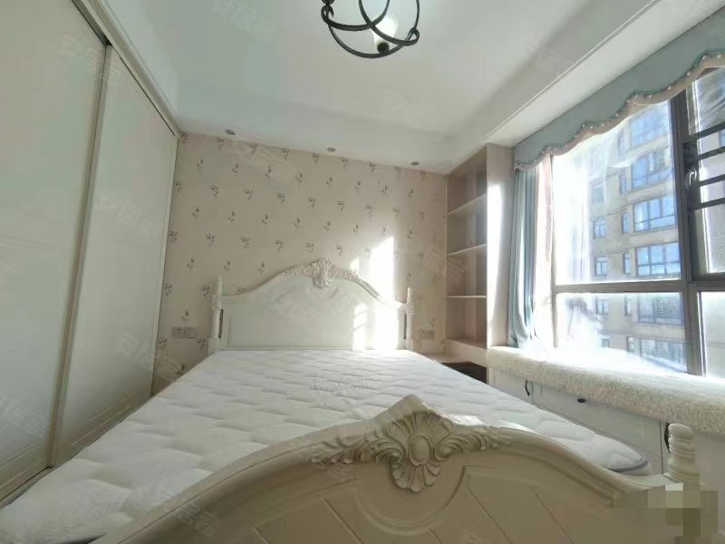 捡漏，城南，颐和公馆，电梯好楼层，精装三房二卫，证满二，九成新