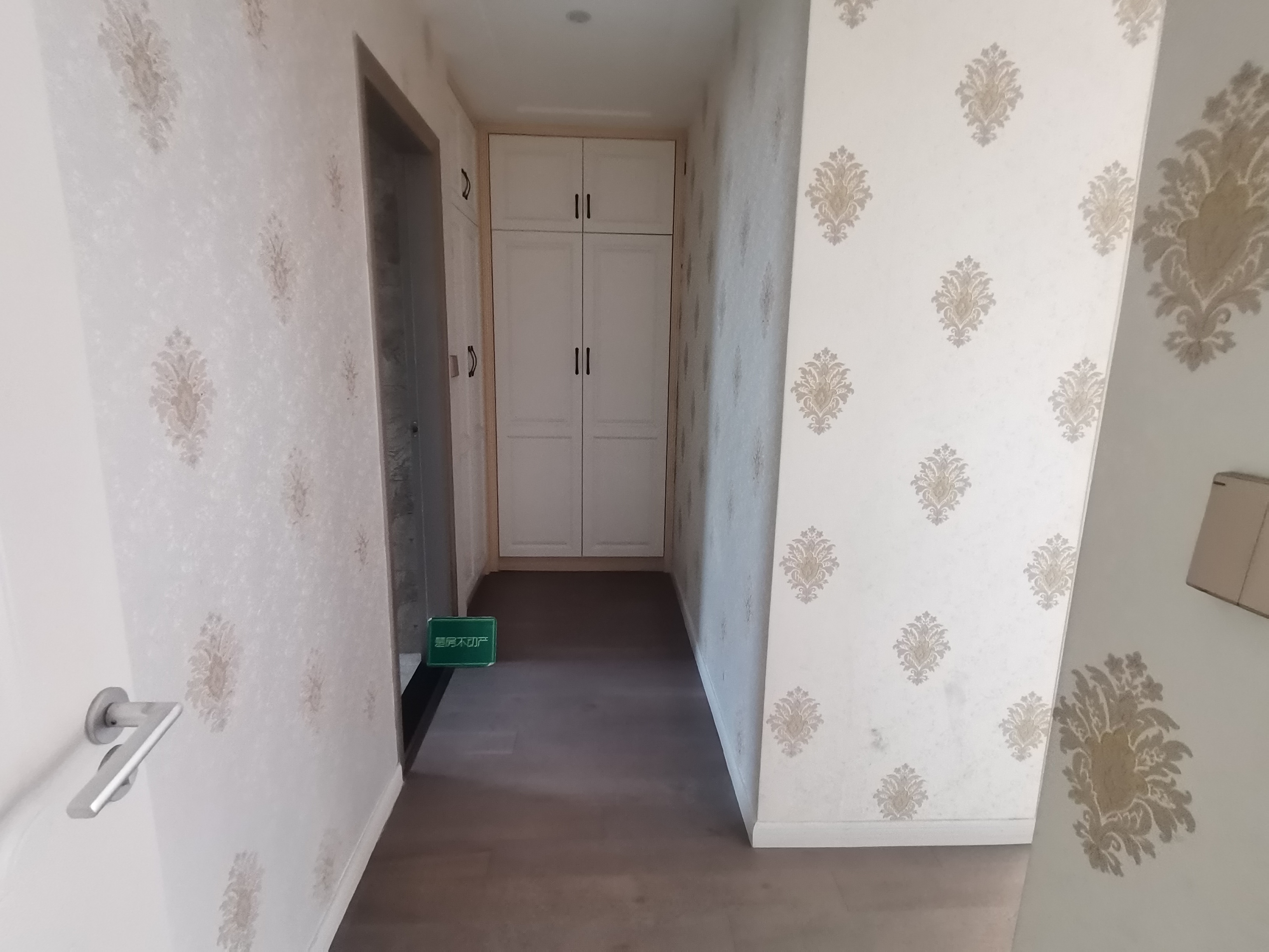 满庭春精装大平层户型方正三个阳台房东诚意出售