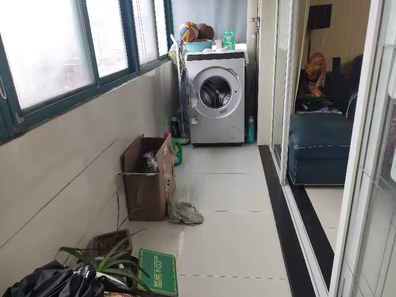 房东急售城市花园二期电梯精装修三室两厅两卫