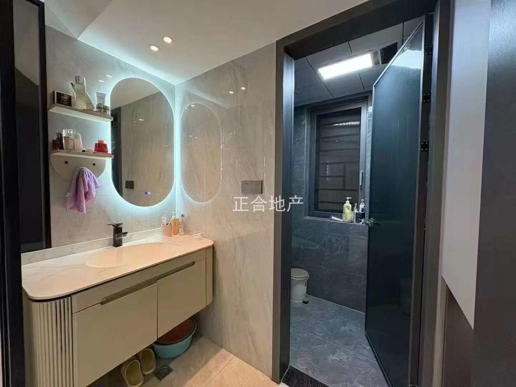 城南，森林国际，新二中二小，精装三房，证满二年，好楼层