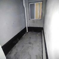 亏本出，领秀城品质楼盘，单价5字开头，人车分流，满二，诚心出售