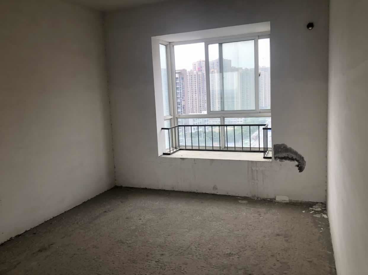 三丰鼎城大两房，南北通透边户，想要小面积南北通透边户的看过来