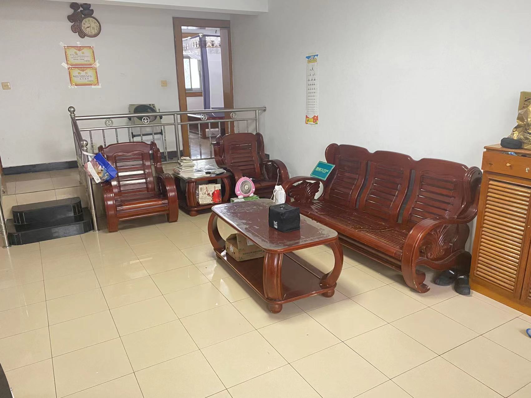 复州花园大三房  周边配套设施齐全 出行便利 业主诚心出售