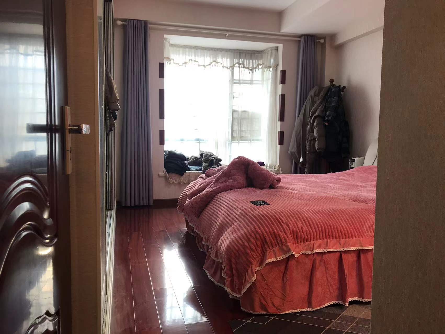 房东急售城南明珠hao庭精装修四房小复式拎包入住电梯小高层