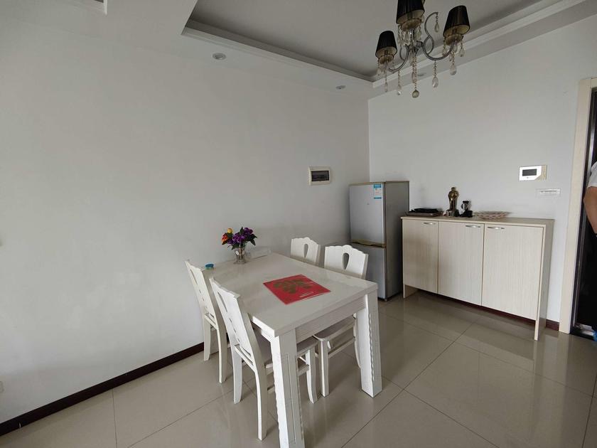 房东亏本出，一中正对面，漫城林语，9成新，看中可谈，速度捡漏