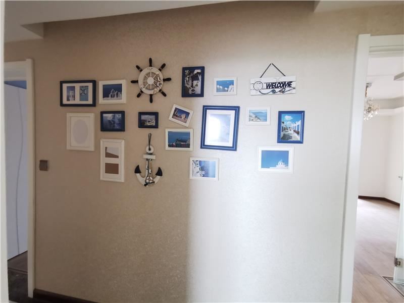 满庭春全屋订制精装修，湖景大四房只卖毛坯价，户型方正采光 