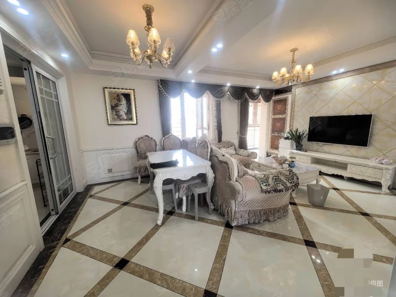 急售，森林国际，精装三房，单价5600多，好楼层，证满二，全屋中央空调，