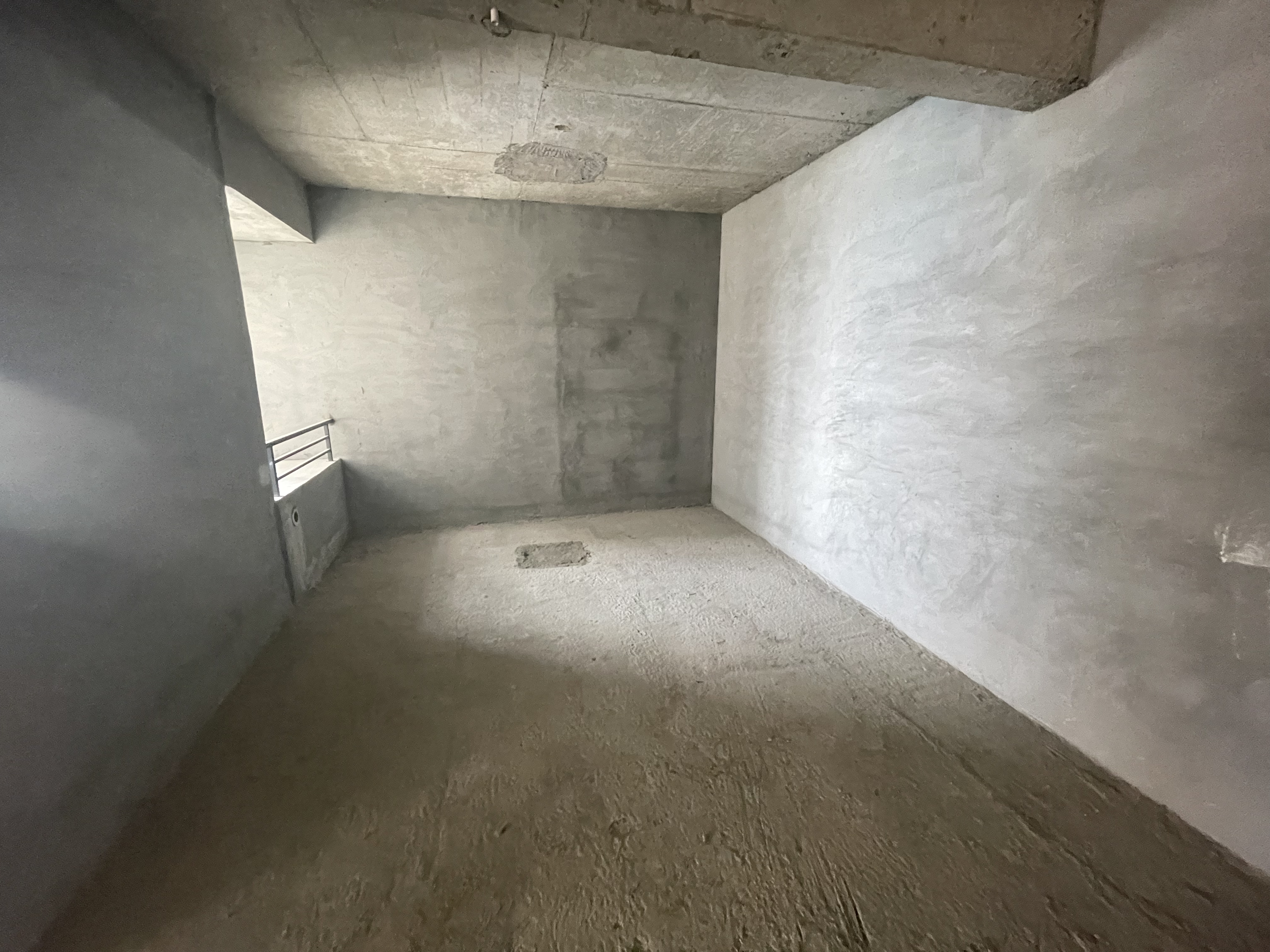 满庭春城西大盘三房单价5000证件满五