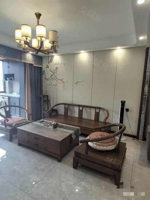 ？急售，城南，新城壹号5期， 精装三房两卫，电梯好楼层，证满二，诚心出售