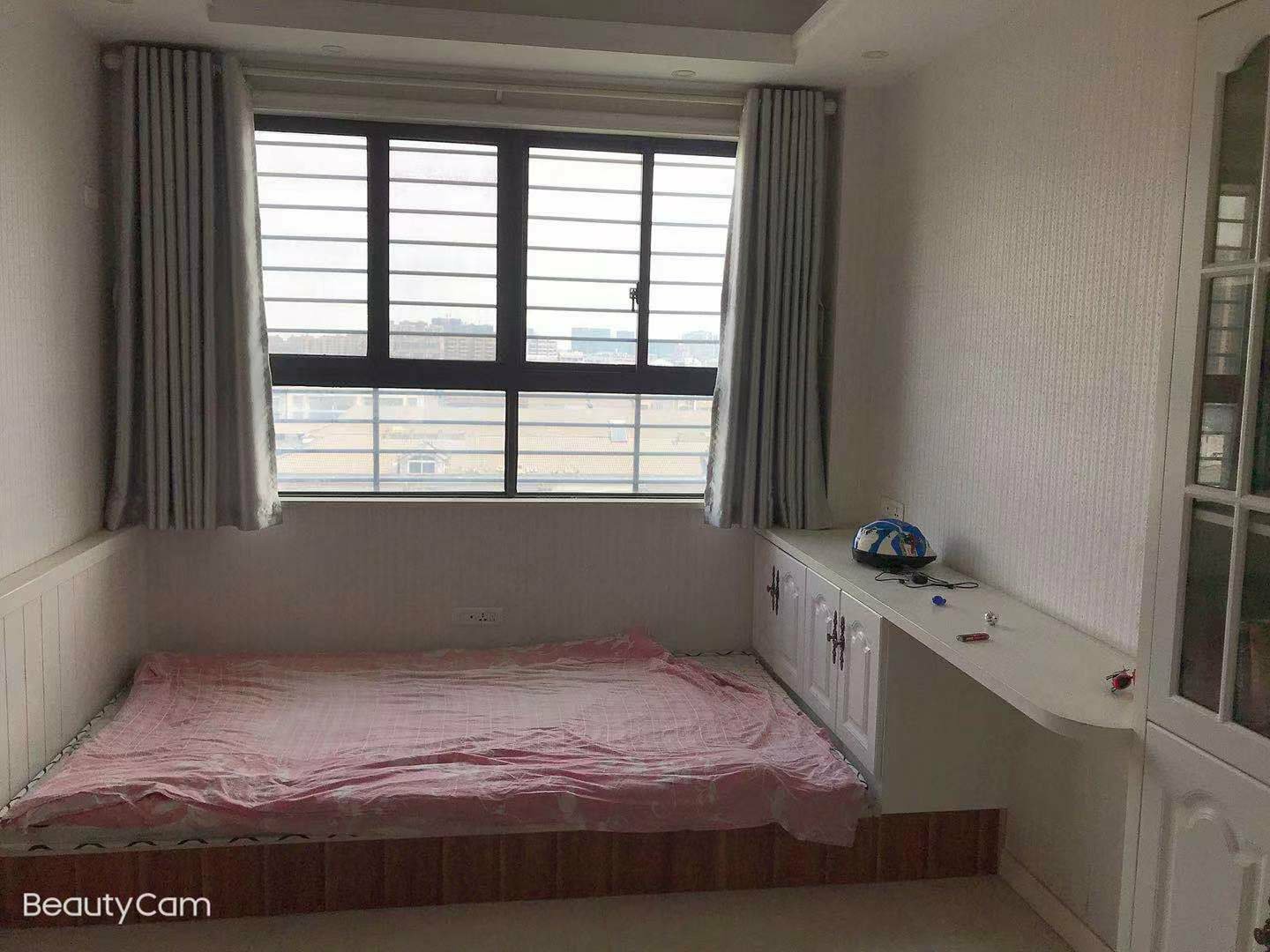 城西精装三房两卫户型通透仙桃 邻居满二