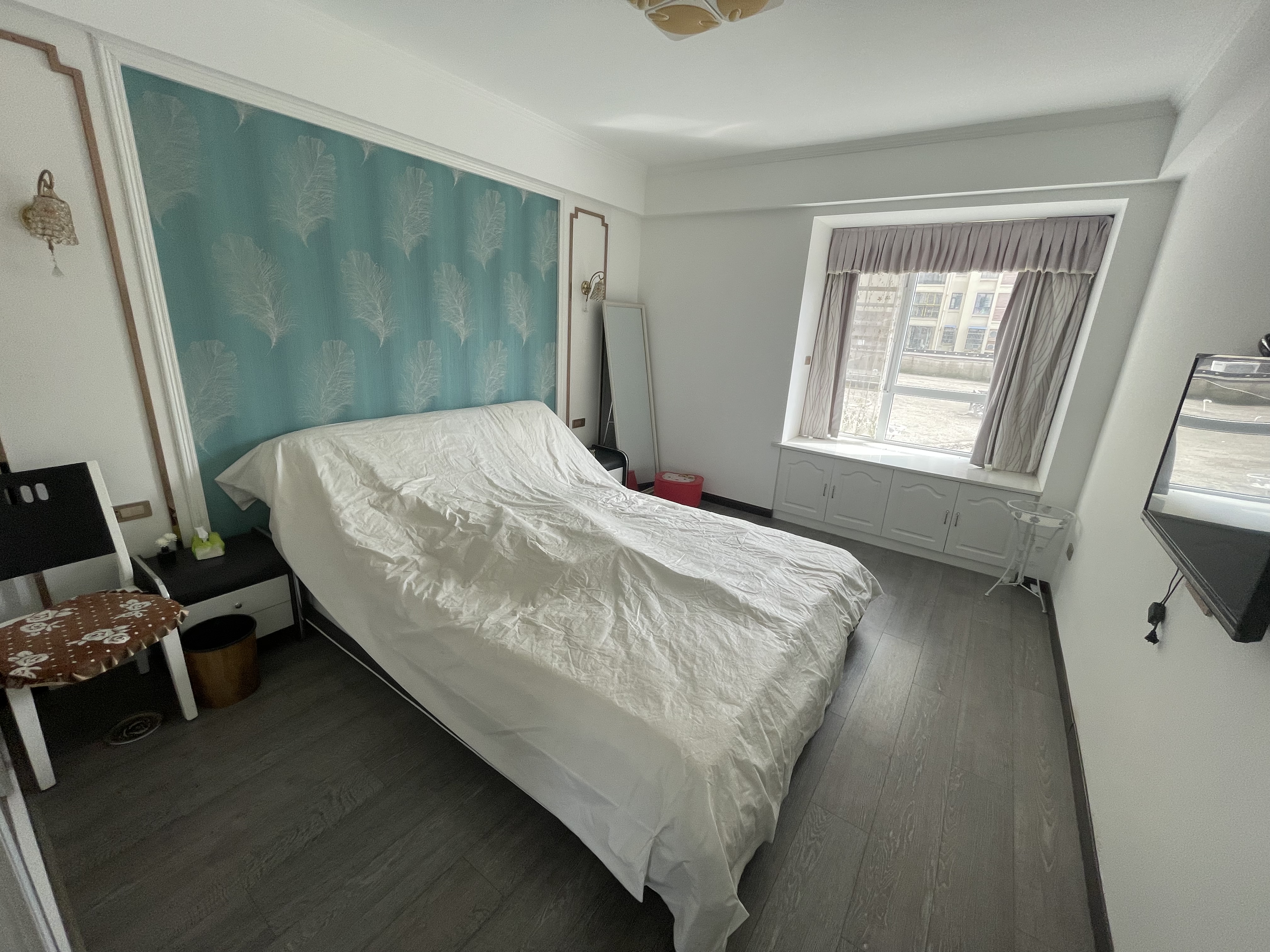 和合国际城四期四房边户带大露台采光很好南北通透