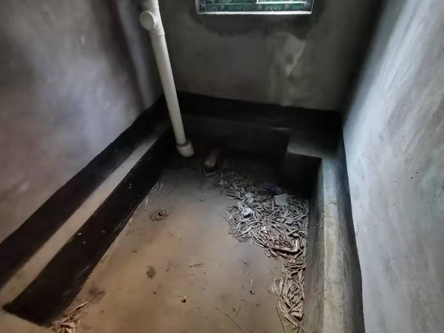 和合国际毛坯大四房单价低房东诚意出售