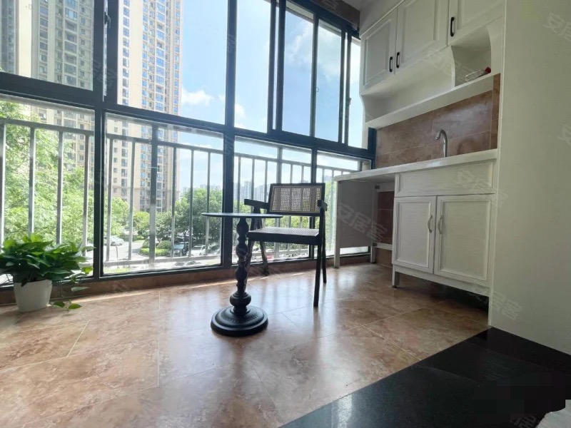 降价了，城南，森林‮际国‬城，​全屋‮央中‬空调​，精‮三装‬房，​满‮五