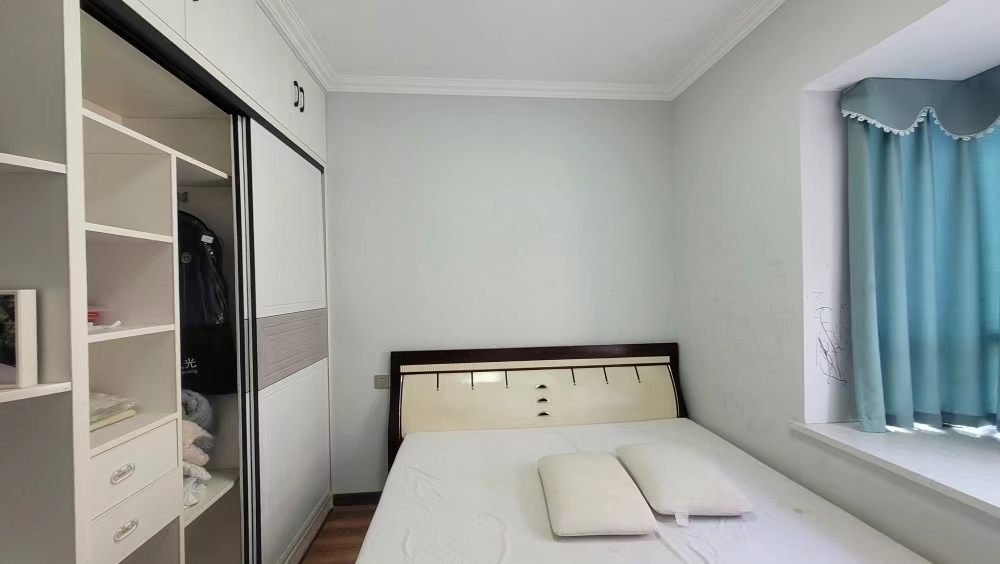 沔阳公馆电梯小高层一梯两户采光好装修成色新公摊小