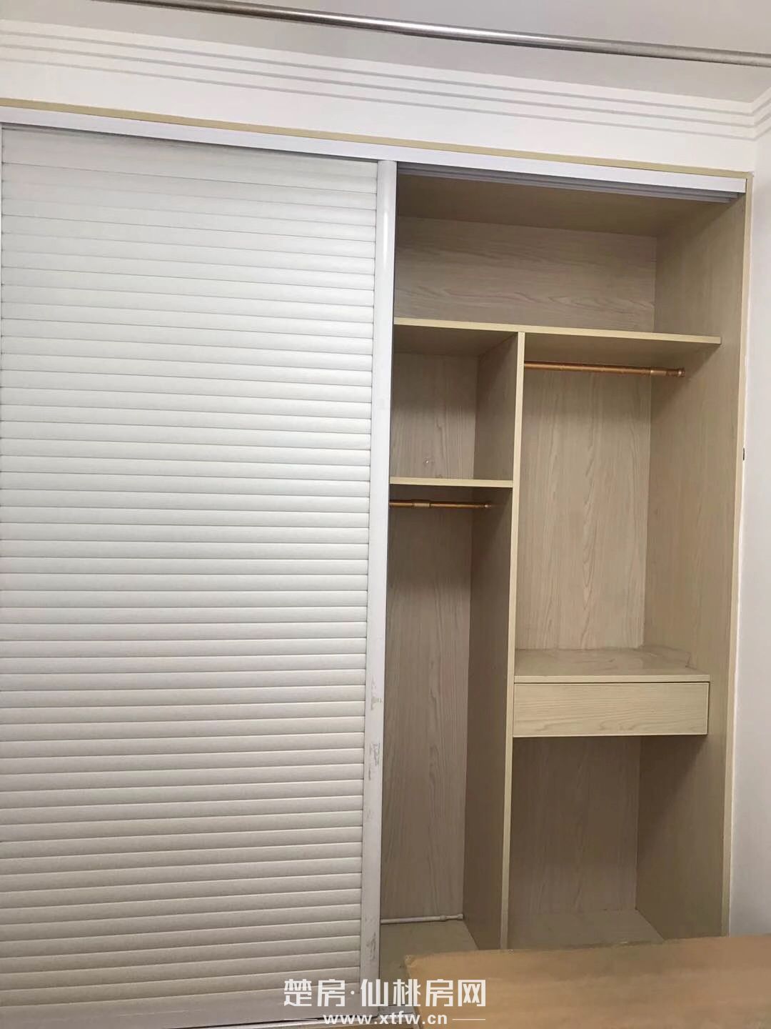 仙桃一中正对面翰林公馆2栋130 公寓房出售